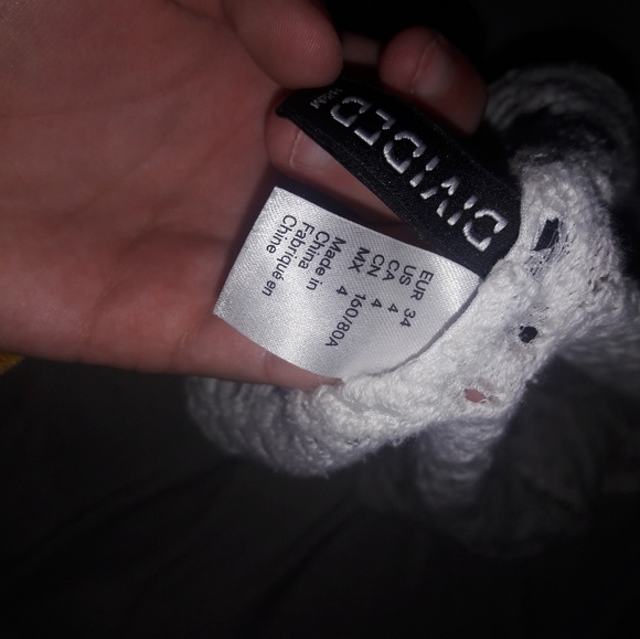 doesn't fit right - Picture 3 of 3